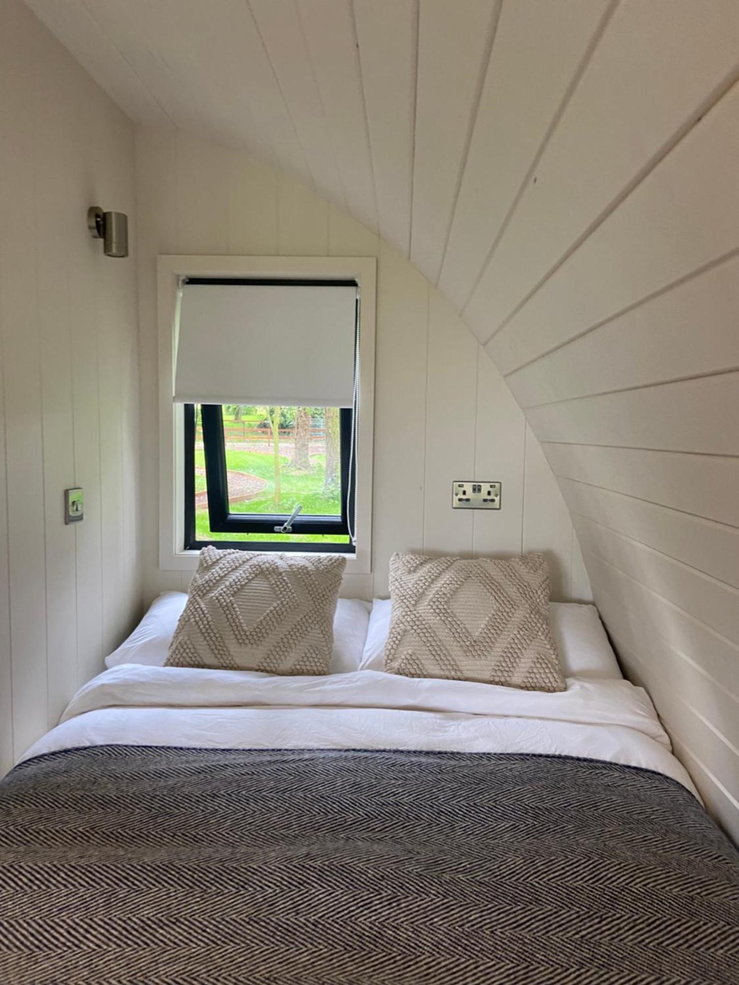 Kildare Countryside Pods Villa Bagian luar foto